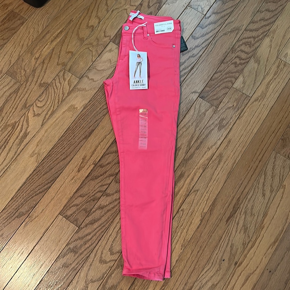 NWT Mid-Rise Ankle Skinny Jeans Sz 7/28 Color: Pink